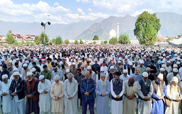 Friday following Eid-e-Milad-un-Nabi (SAW) observed with religious gaitey, fervour