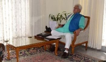 GOC 9 Corps, others call on LG in Jammu