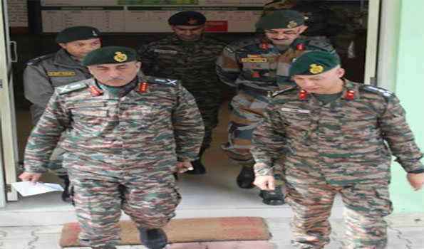 GOC White Knight Corps reviews security situation in Rajouri