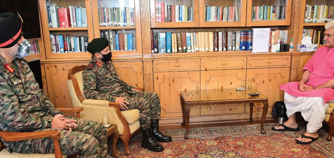 GOC Northern Command calls on LG Sinha