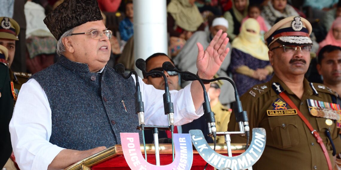 Governor pays rich tributes to martyrs on Police Commemoration Day