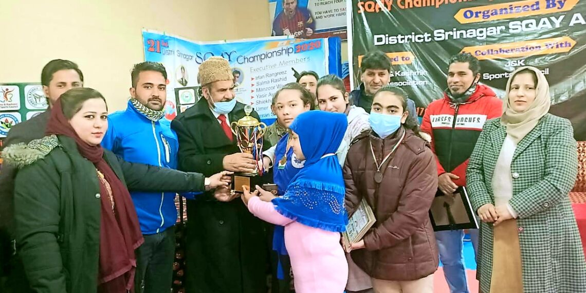 Green Valley Educational Institute bags gold , silver medals in Sqay Championship