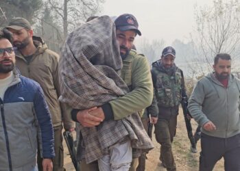 Girl Rescued by Police Following Alert from Locals in Ganderbal