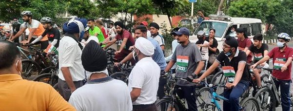 Girls, boys cycling competition held as part of I- Day special sports week