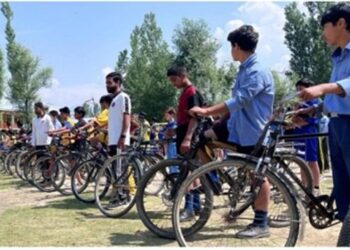 YSS B’la launches ‘Ending Plastic Pollution Globally’ campaign with district-wide Cyclothon