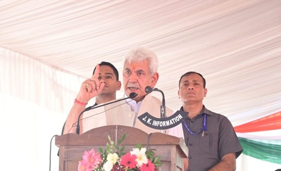 LG visits Kupwara’s Handwara, Dedicats Indoor Sports Hall to Kupwara Youth