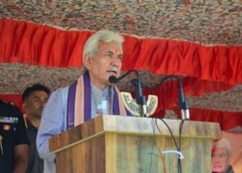 LG inaugurates ‘Golden Glory Eco Park’ at Sonamarg, Tributes freedom fighters & martyrs