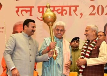 LG presents Kailakh Sanskrit Ratna Award 2024 to Swami Kailashanand Maharaj