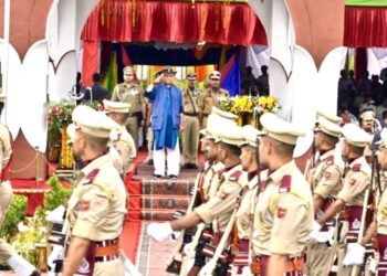 Accord Priority To Intelligence Driven Anti-Terror Operations: LG Tells J&K Police