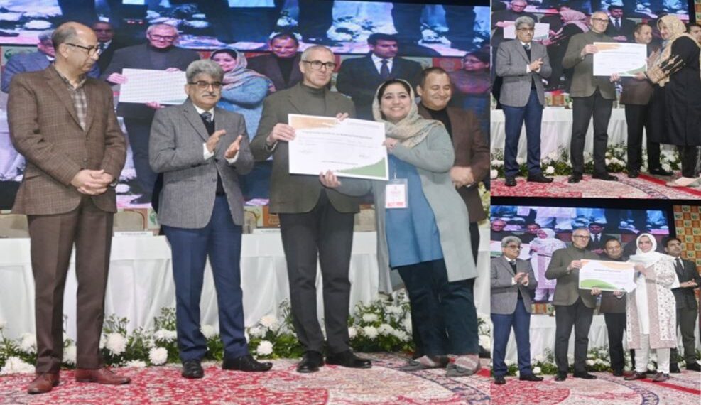 Govt Committed to strengthen JKRLM’s UMEED Prog: CM Omar