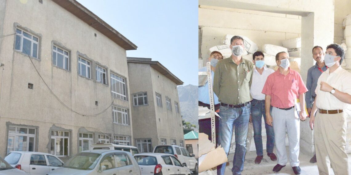 Secy ARI visits Govt Press Srinagar; takes stock of renovation work on Rs 2 cr office, store block
