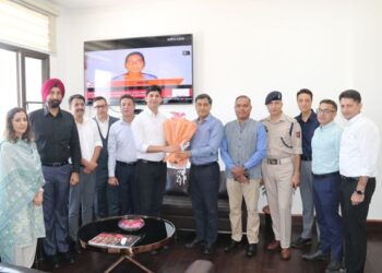 Group of officers recently placed in Non-functional grade calls on ADGP Hqrs/ Coordination