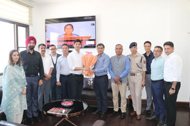 Group of officers recently placed in Non-functional grade calls on ADGP Hqrs/ Coordination