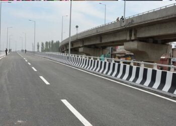 Guv dedicates second phase of Jehangir Chowk-Rambagh flyover to commuters