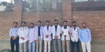 Amid protest, intern doctors to meet Health Minister at CM’s office