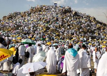 Over 2 million muslims at Haj gather on Mount Arafat for day of worship