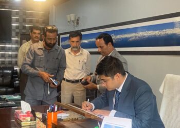 Haseeb takes over as Director Tourism Kashmir from his predecessor Dr Itoo