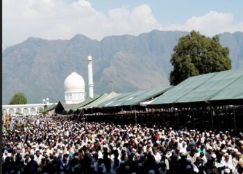 Thousands throng revered Hazratbal Shrine as J&K observes Jumma-tul-Vida with zeal