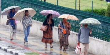 Heavy rains keep people away from polling stations in Udhampur-Doda Range