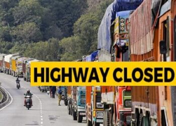Jammu-Srinagar highway closed after shooting stones in Ramban