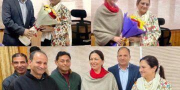 Hr Education Deptt felicitates Shamim Firdous on appointment as Education Minister