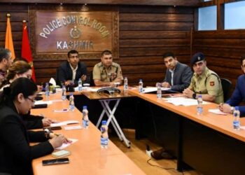 IGP Kashmir, Div Com Kashmir review progress, implementation of Nasha Mukt JK Abhiyaan
