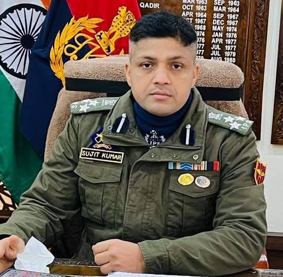 IGP Kashmir Reviews Crime Disposal, Security Preparedness Ahead of Winter