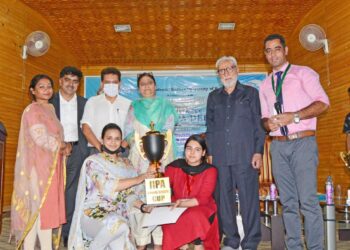 60 students join annual IIPA debate at KU; VC chairs valedictory session