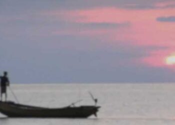 IMD issues “cyclonic storm” alert to Odisha, WB