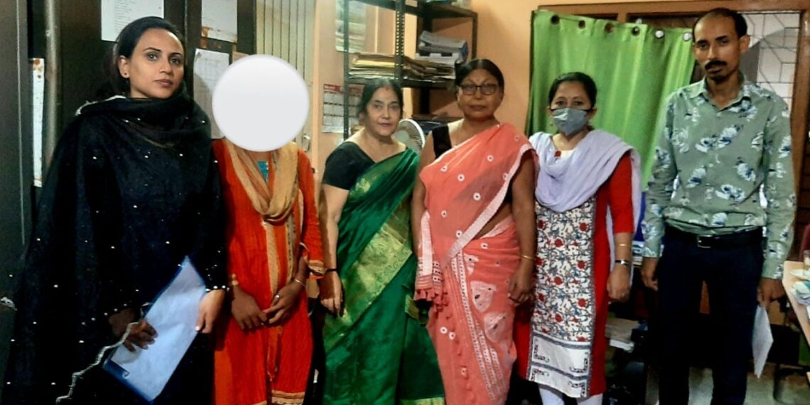 Minor girl rescued in Anantnag, reunited with parents