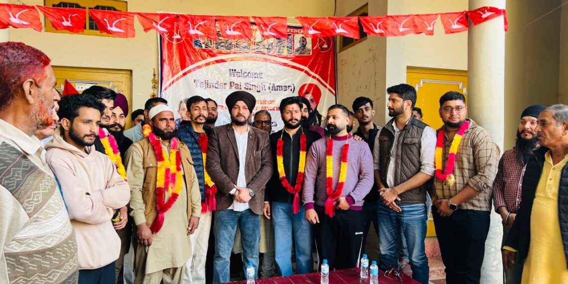 Tejinder Pal Singh Aman appealed youth to support and promote the policies and programmes of the National Conference.
