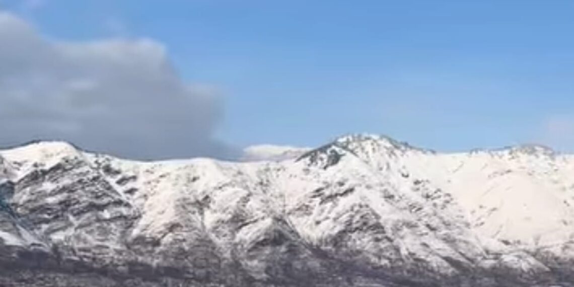 *Light snowfall likely in higher reaches of Kashmir on Monday*