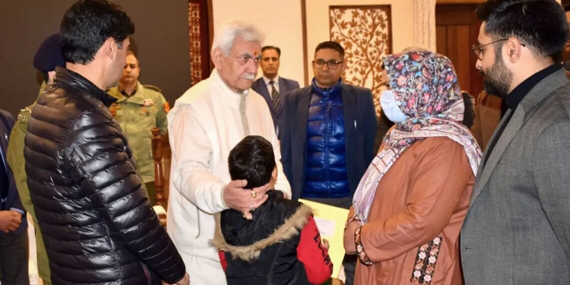 *Lieutenant Governor meets the families of Nowgam’s accidental blast martyrs and hands over appointment letters on compassionate grounds*