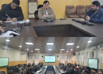 DC Baramulla Reviews Status of Kisan Credit Card (KCC) Cases in the district