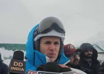 *Snowfall Will Help Restore Water Table In Kashmir: CM Omar Abdullah*