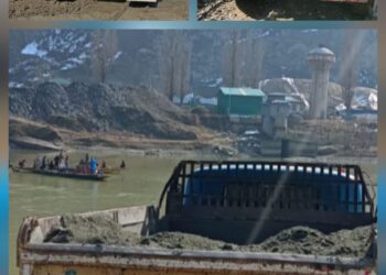*Baramulla Police Seizes Two Tippers Carrying Illegal Sand*