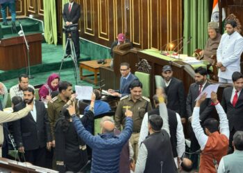*Protests Continue in Assembly; BJP MLAs Seek Apology from CM Over Alleged Remark, Let CM Say It was Slip of Tongue*