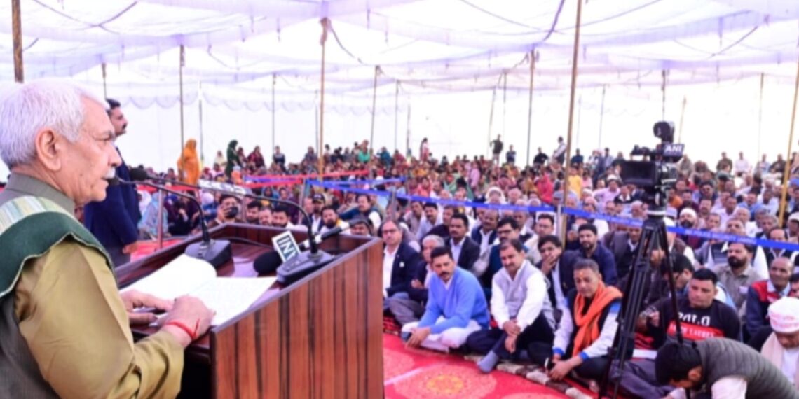 Lieutenant Governor attends Sant Kabir’s Nirvan Diwas commemorative event at Bishnah