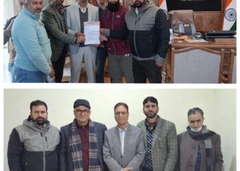 J&K NPS Employees Federation Submits Memoranda Across Kashmir, Presses for OPS Restoration and Pay Parity