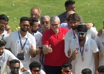 *Ranji Trophy Final: LG Sinha, CM Omar Congratulate J&K Team; ₹2 Crore Reward Announced*