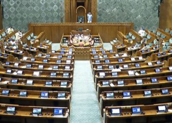 *Lok Sabha extends time for presentation of three constitutional amendments*