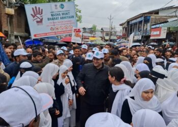 Handwara rises in unison as Sajad Lone leads powerful “Nasha Mukt Bharat Abhiyan” rally
