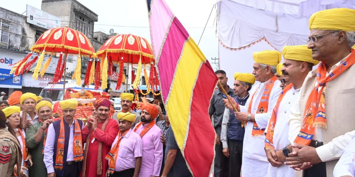 LG Sinha flags off Shobha Yatra to commemorate Bhagwan Parshuram Jayanti in Jammu