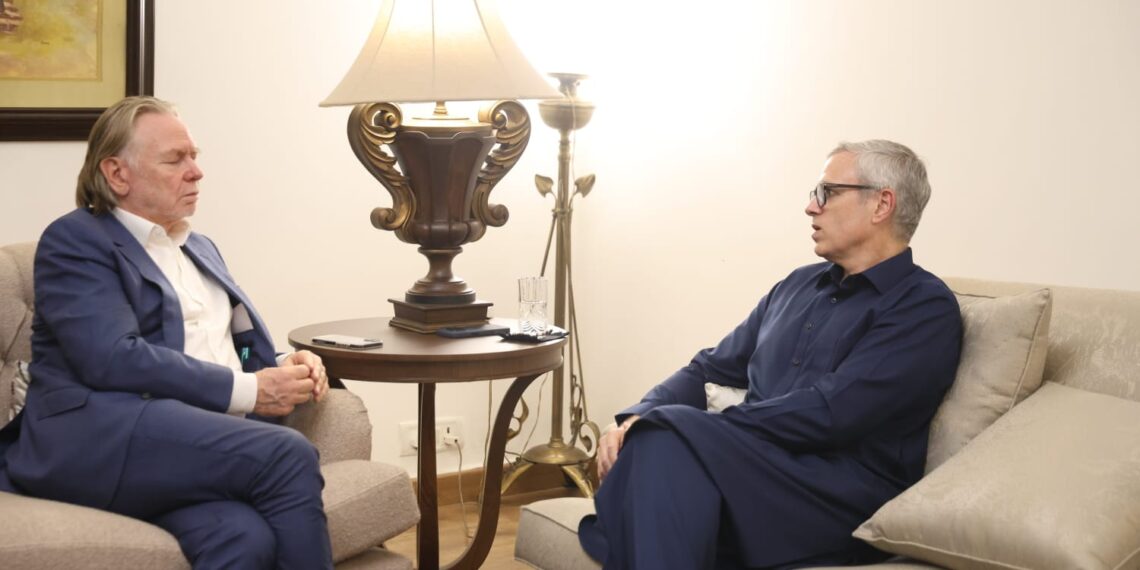 Australian High Commissioner calls on CM Omar Abdullah; discusses cooperation in agriculture, allied sectors