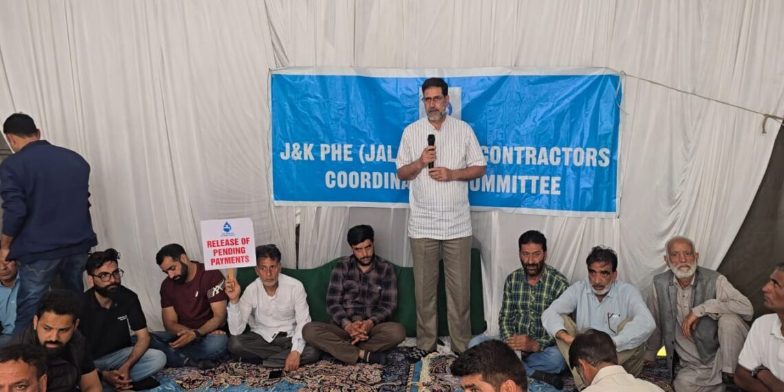 PHE Contractors Continue Protest in Srinagar Over Pending JJM Payments