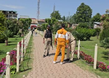 After Citizens’ Appeal, Ganderbal Police Launch Drive Against Truancy at Qamaria Park
