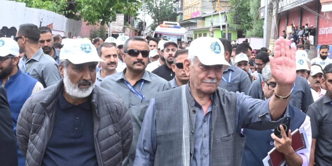 Lieutenant Governor Joins Nasha Mukt Jammu Kashmir Padyatra in Shopian