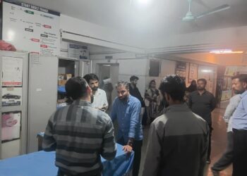 MLA Kangan Conducts Late-Night Visit to Trauma Hospital Following Alleged Negligence Case