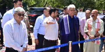 LG Sinha visits Mubarak Mandi Heritage Complex, Reviews progress of ongoing projects