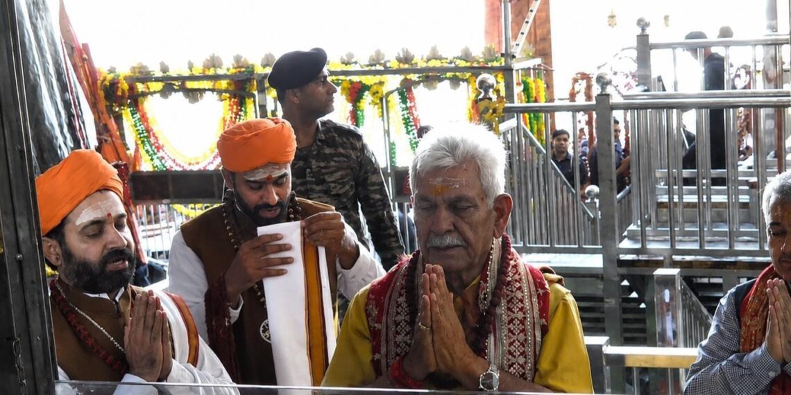 LG Sinha Performs ‘Pratham Puja’ at Amarnath Cave Shrine Ahead of Annual Yatra